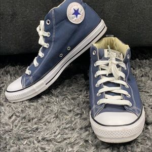 Men navy blue converse all stars sneakers